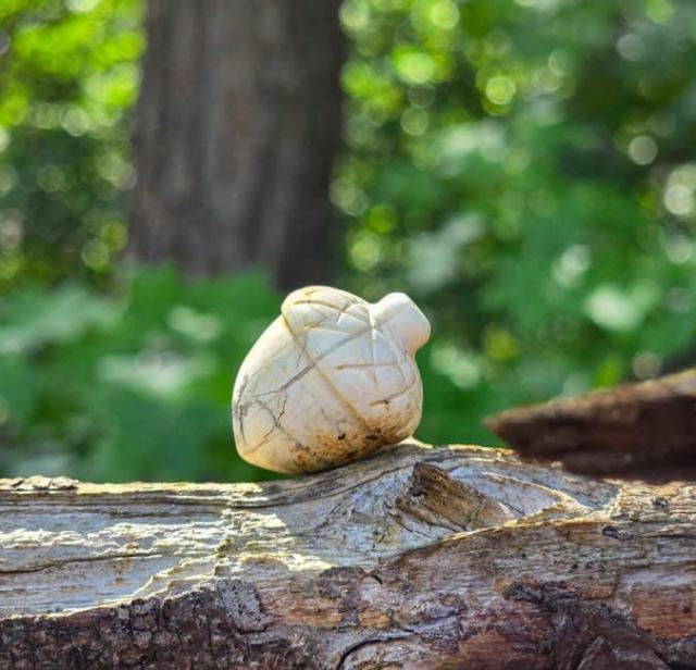 Cadre bois sculpté feuillage : l'artisanat végétal Cadre bois sculpté feuillage : l'artisanat végétal