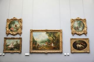 Cadre Louis XIV : encadrement baroque doré style royal